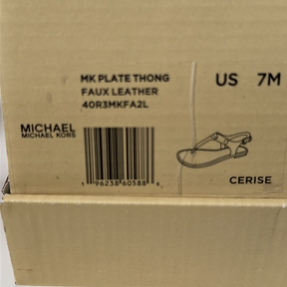 NIB Michael Kors Cerise Sandals Sz 7, Pink - Picture 8 of 9